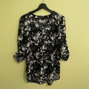 Ann Taylor Blue Floral Women’s Blouse